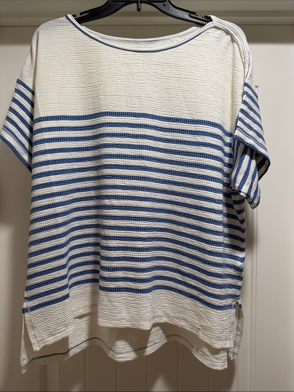 Women’s White and Blue Striped Short-Sleeve High Low Top
